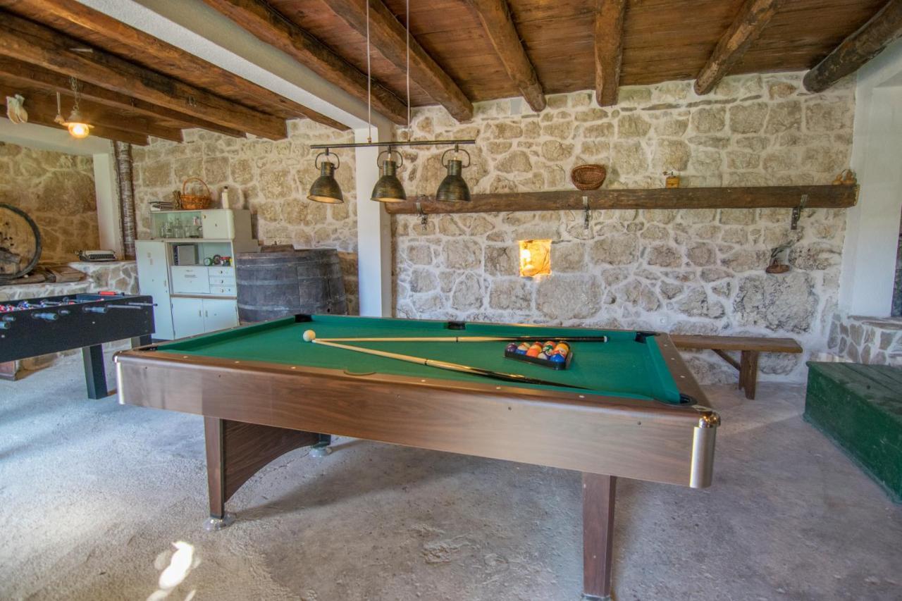 Villa Milena With Heated Pool And Jacuzzi Kostanje Extérieur photo