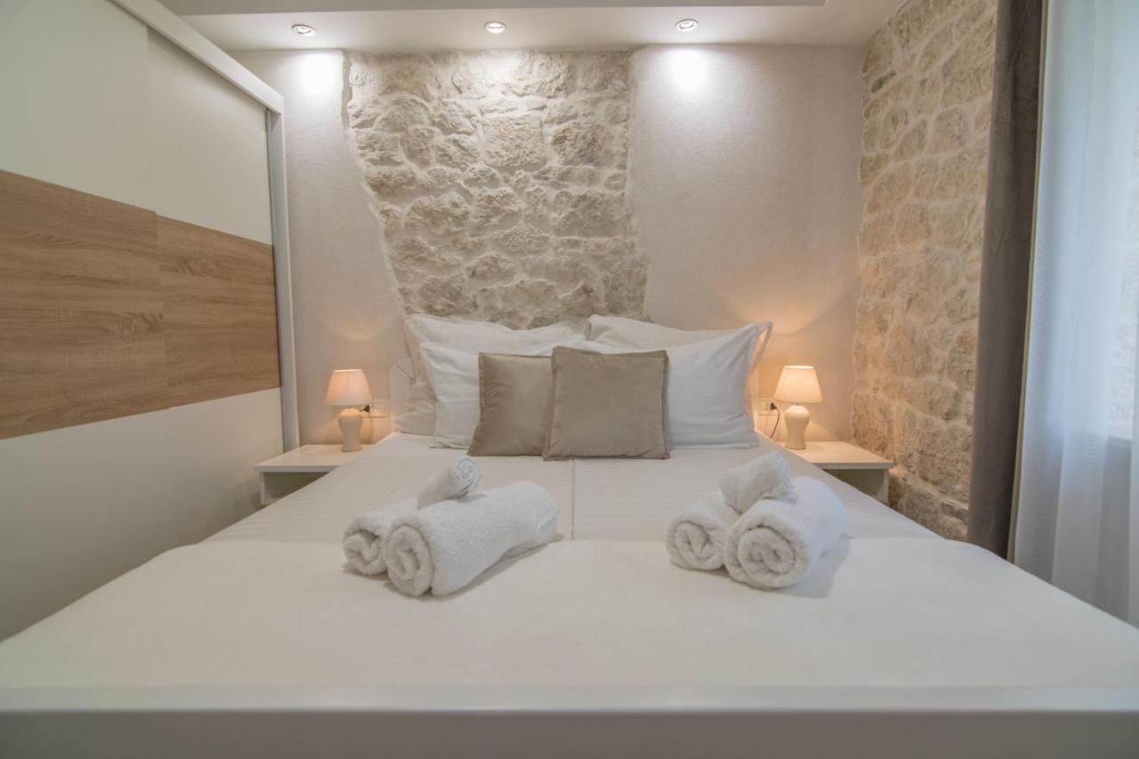 Villa Milena With Heated Pool And Jacuzzi Kostanje Extérieur photo