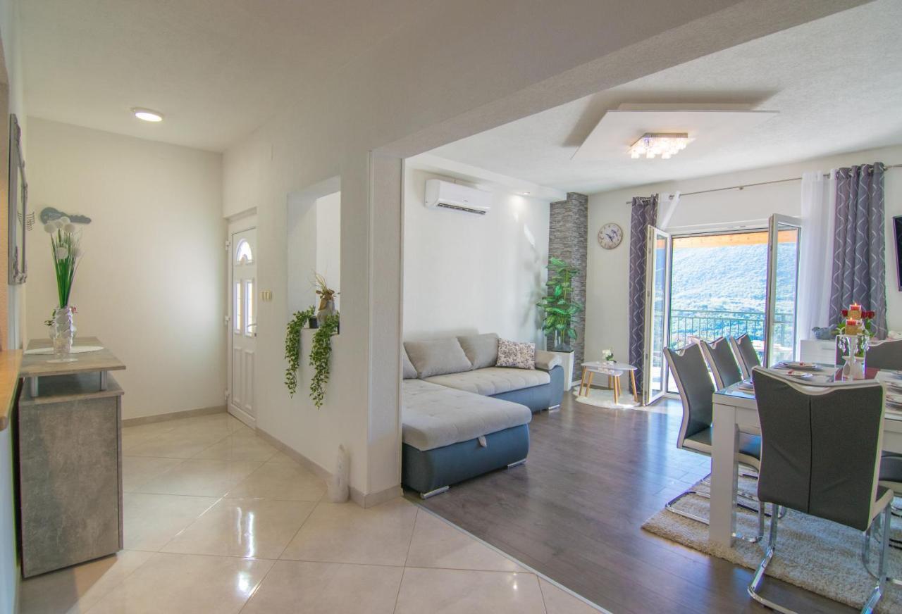 Villa Milena With Heated Pool And Jacuzzi Kostanje Extérieur photo