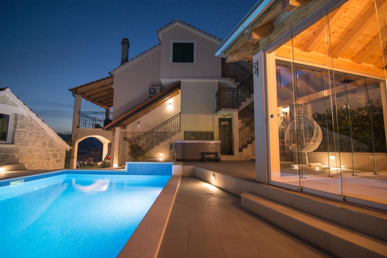 Villa Milena With Heated Pool And Jacuzzi Kostanje Extérieur photo