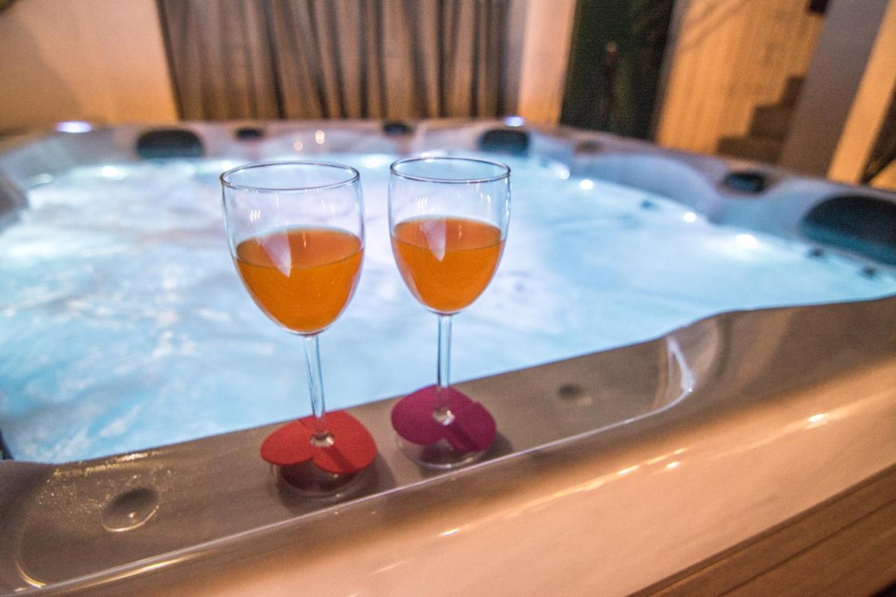 Villa Milena With Heated Pool And Jacuzzi Kostanje Extérieur photo